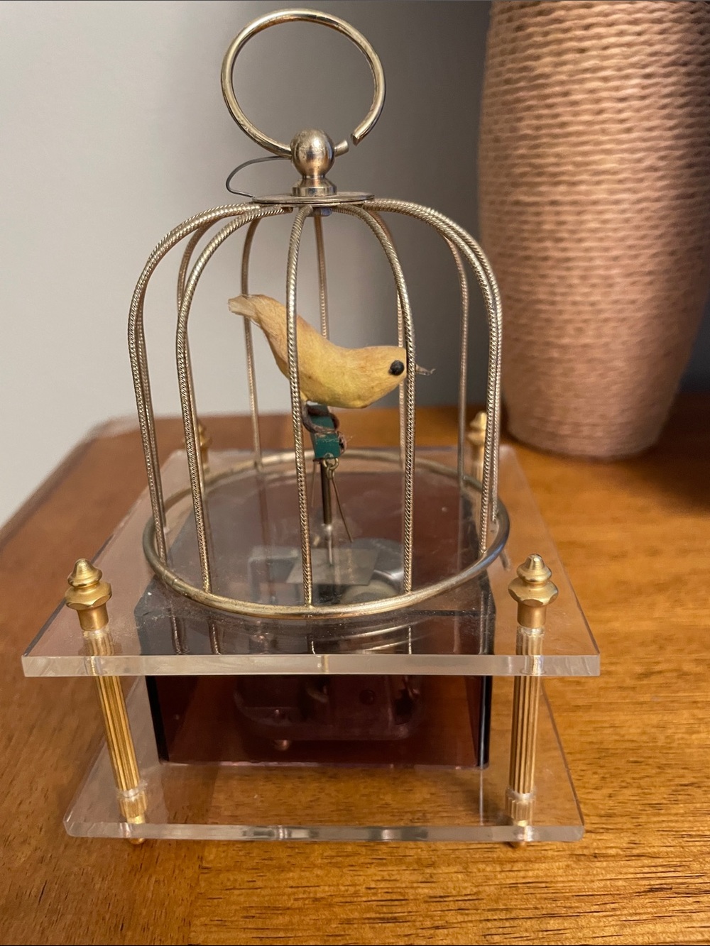 📍Vintage 1970’s SANKYO Birdcage Music Box Brass & Acrylic Plays Beautifully